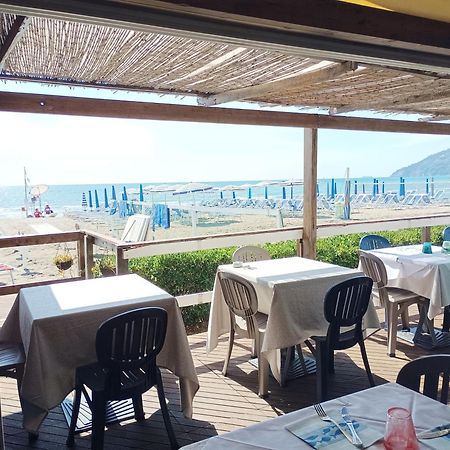 Affittacamere Ambra Marinella di Sarzana Ngoại thất bức ảnh