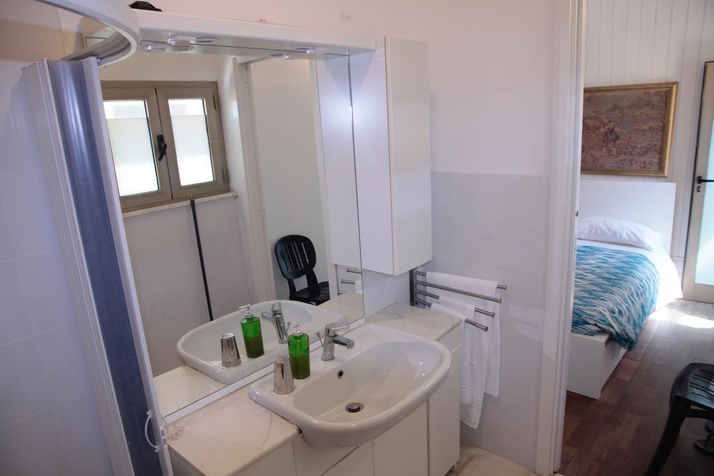 Affittacamere Ambra Marinella di Sarzana Ngoại thất bức ảnh